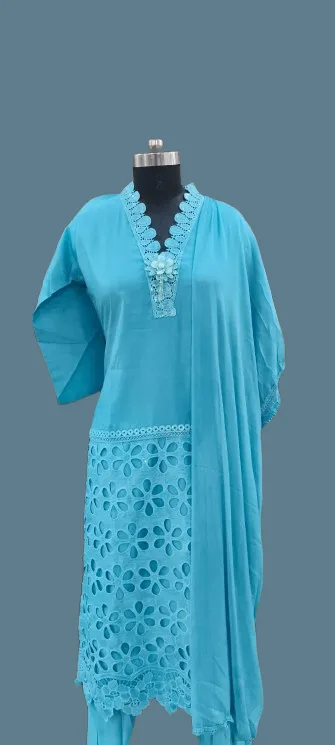 Stylish Party Wear Kurtis in Bulk – Buy Direct from Manufacturer